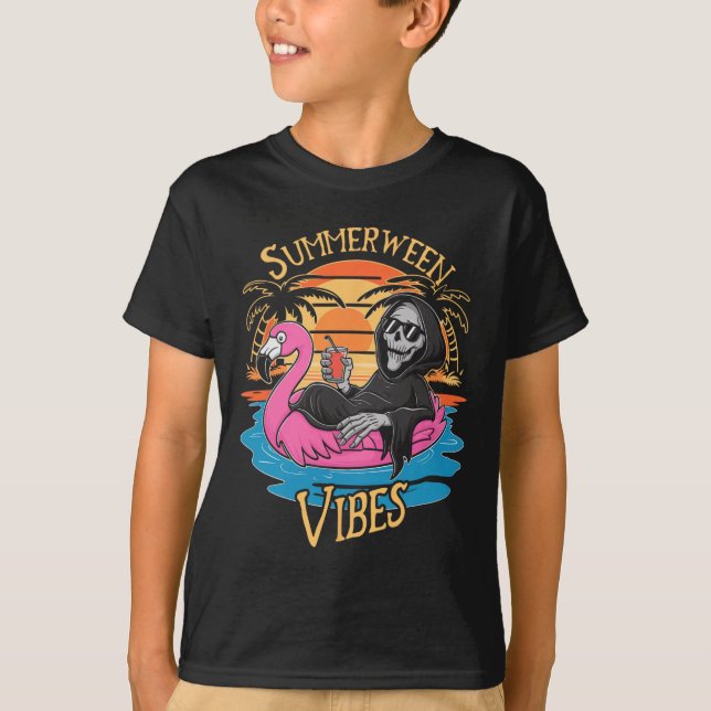 Summerween Vibes Skeleton Flamingo Spooky Hallowee T-Shirt (Front)