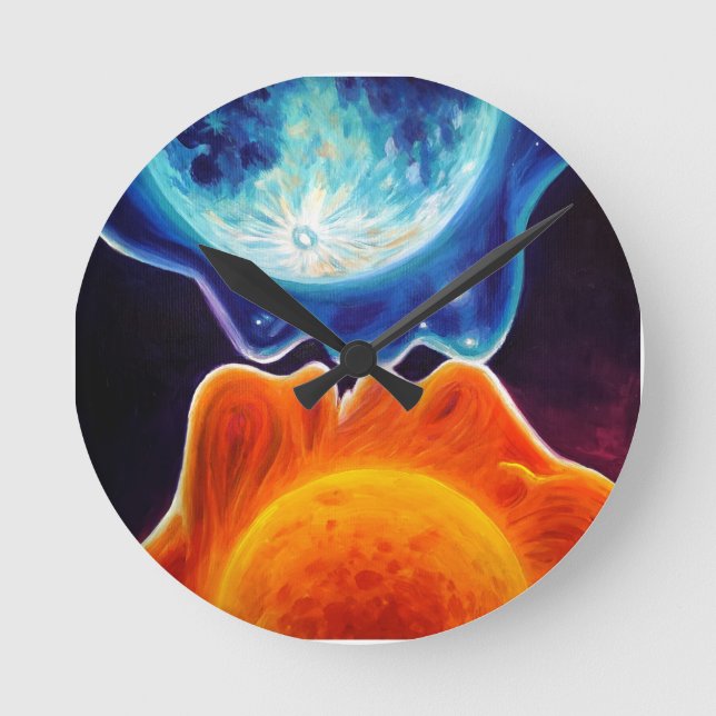 Sun and moon kiss round clock (Front)