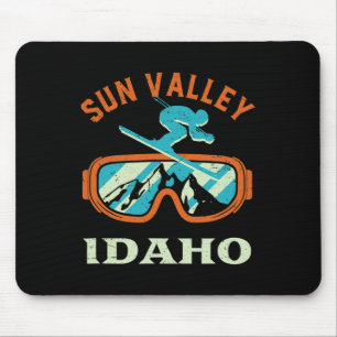 Sun Valley Idaho Vintage Retro Skiing And Snowboar Mouse Pad