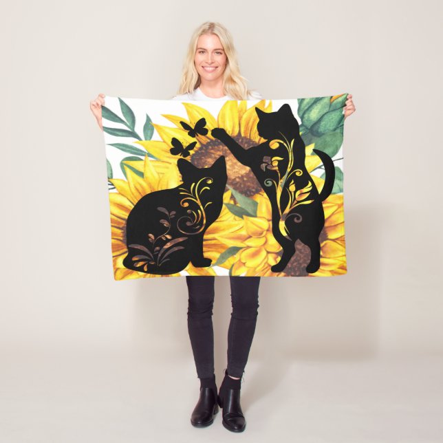 Sunflower Cats – Watercolor Floral Art Fleece Blanket (In Situ)