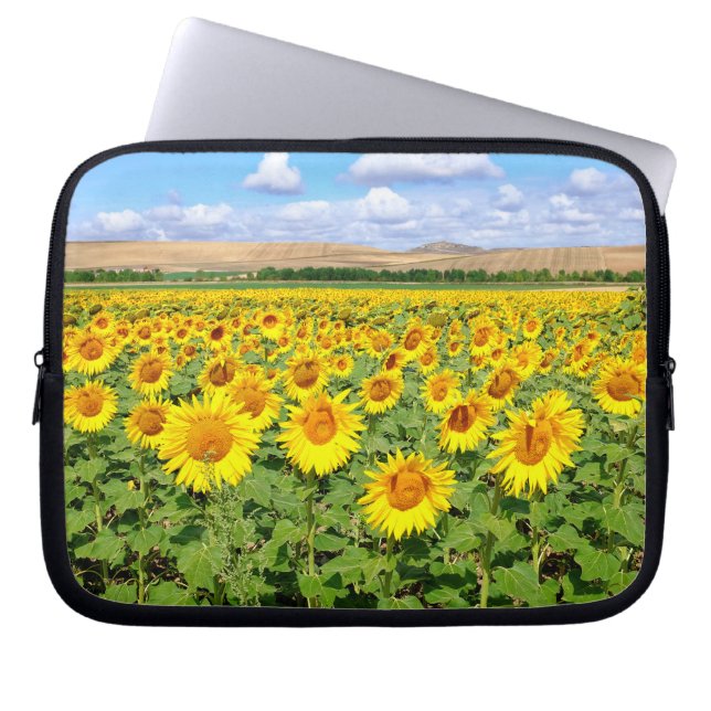 Sunflower field laptop sleeve (Front)