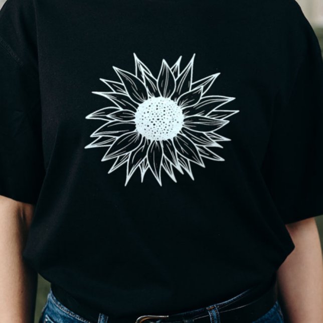 Sunflower Graphic T-Shirt  Summer Tee (Creator Uploaded)