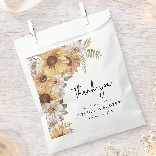 Sunflower Wedding Favour Bags (Fall Sunflower Greenery Wedding Favor Bags by Painted Paperie
)