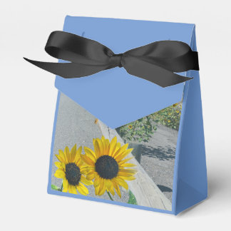 Sunflowers wedding walk road in love casual favour box