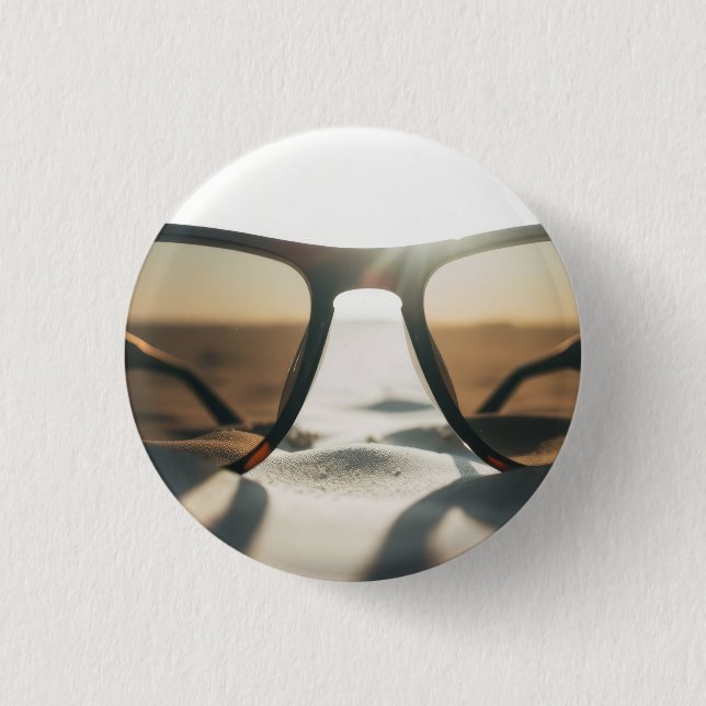 Sunglasses on Sand 3 Cm Round Badge (Front)