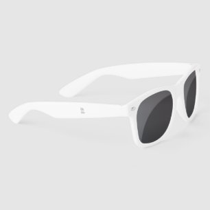 SUNGLASSES PLASTIC LITTLE CAT STYLE DESIGN