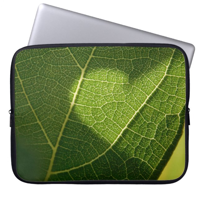 Sunlight Heart Leaf Electronic Bag (Front)