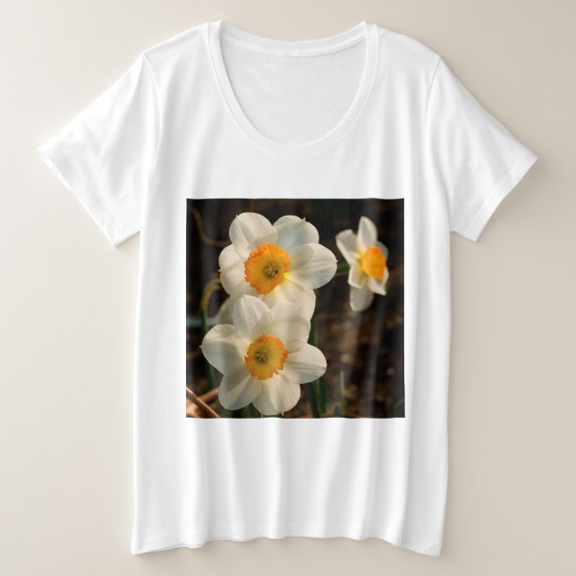Sunny Daffodil T-Shirt Plus Size T-Shirt (Design Front)