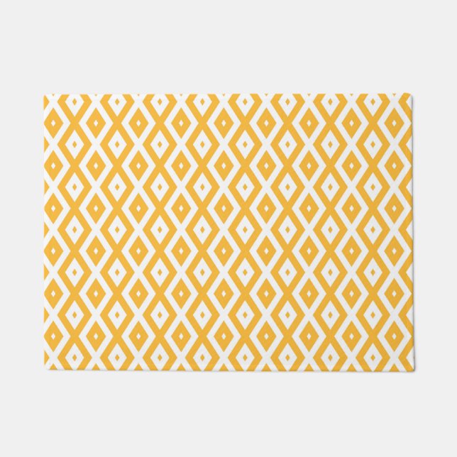 Sunny yellow and white diamond pattern doormat (Front)