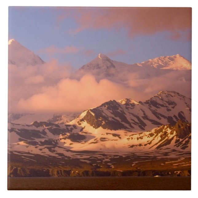 Sunrise over the mountain ranges on South Tile (Front)