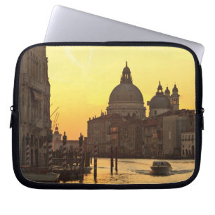 Sunrise sky colours near San Maria Del Giglio Laptop Sleeve