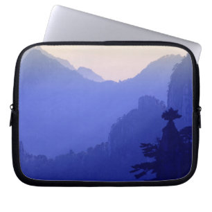 Sunrise, Yellow Mountain, Huangshan, China Laptop Sleeve