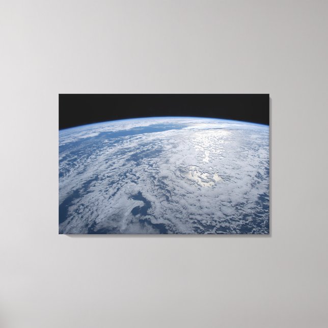 Sun's Glint Beaming On The South Pacific Ocean. Canvas Print (Front)