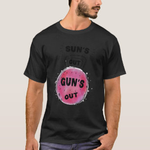 Sun's Out Guns Out Kettlebell Graphic  Bodybuildin T-Shirt