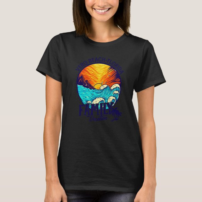 Sunset Beach Retro Vero Beach Florida Family Vacat T-Shirt (Front)