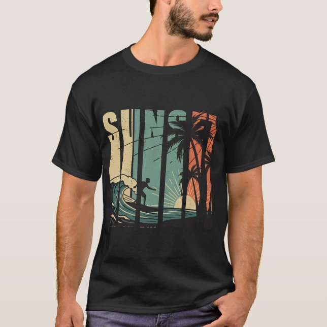 Sunset beach T-Shirt (Front)