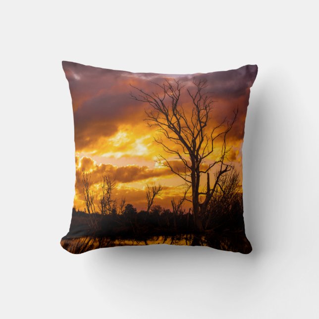 Sunset by the lake cushion (Front)
