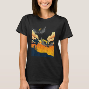 Sunset Exotic Bird Zoo Animal  Summer Vibes Toucan T-Shirt