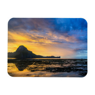 Sunset Of Bay Of El Nido Magnet