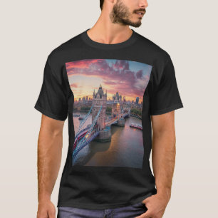 Sunset over London  T-Shirt