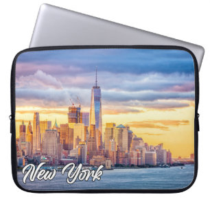 Sunset Over Manhattan, New York, USA Laptop Sleeve