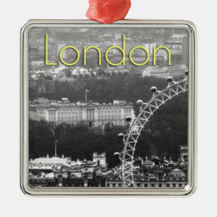 Super! Buckingham Palace London Metal Tree Decoration