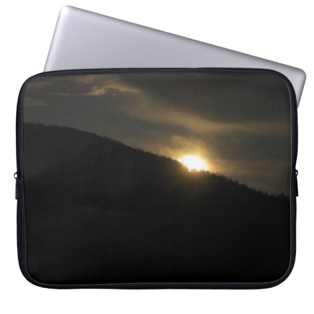 Super Moon over Washington Mountain Laptop Sleeve (Front)