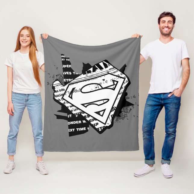 Supergirl Newsprint S-Shield Fleece Blanket (In Situ)