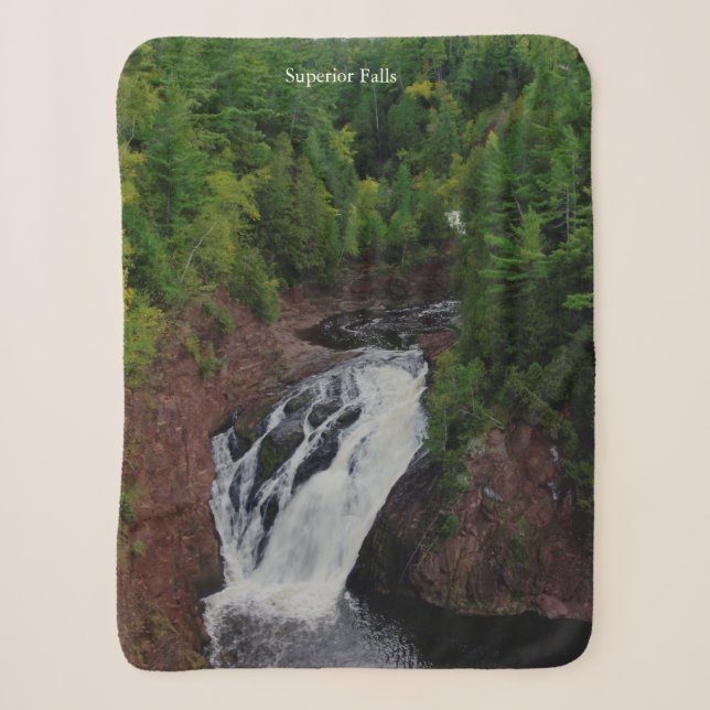 Superior Falls sherpa blanket (Front)