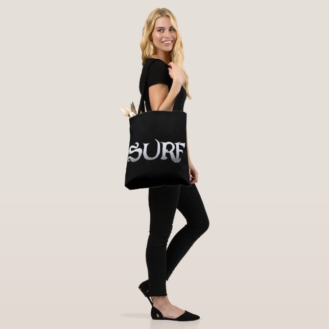 Surf black shoulder tote bag (On Model)