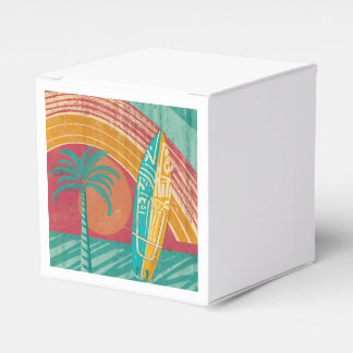 SURF BOARD AND BEACH DESIGN ON BOX