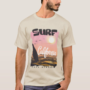 Surfing in California & Hawaii - Stunning Beach De T-Shirt