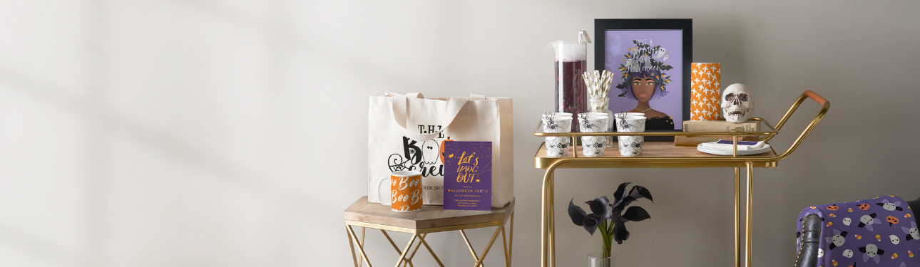An array of customisable Halloween party supplies