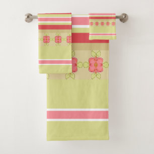 Sweet Floral Accented Patterned Bath Towel Set