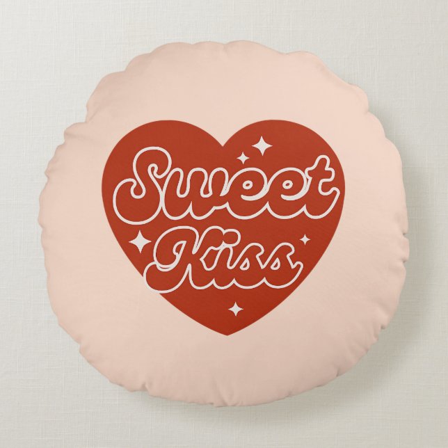 Sweet Kiss Round Pillow (Front)