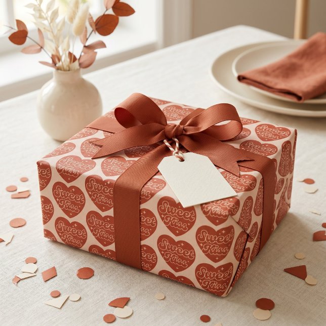 Sweet Kiss Wrapping Paper (Creator Uploaded)