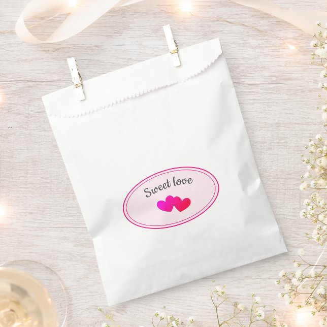 Sweet love heart guest gift favour bags (Creator Uploaded)