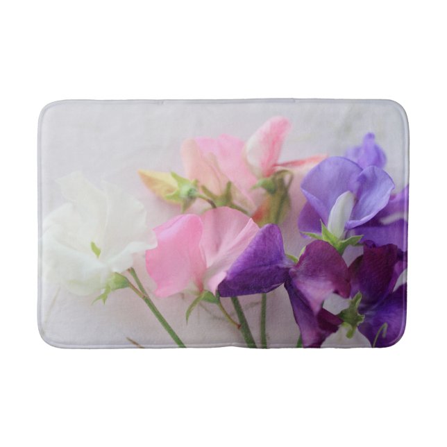 Sweet pea bouquet bath mat (Front)