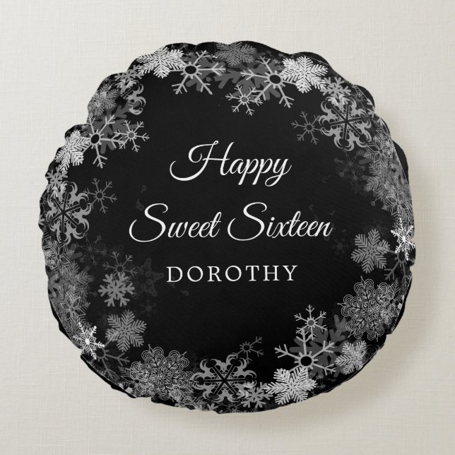 Sweet Sixteen Gift Winter Wonderland Snowflake Round Cushion (Front)