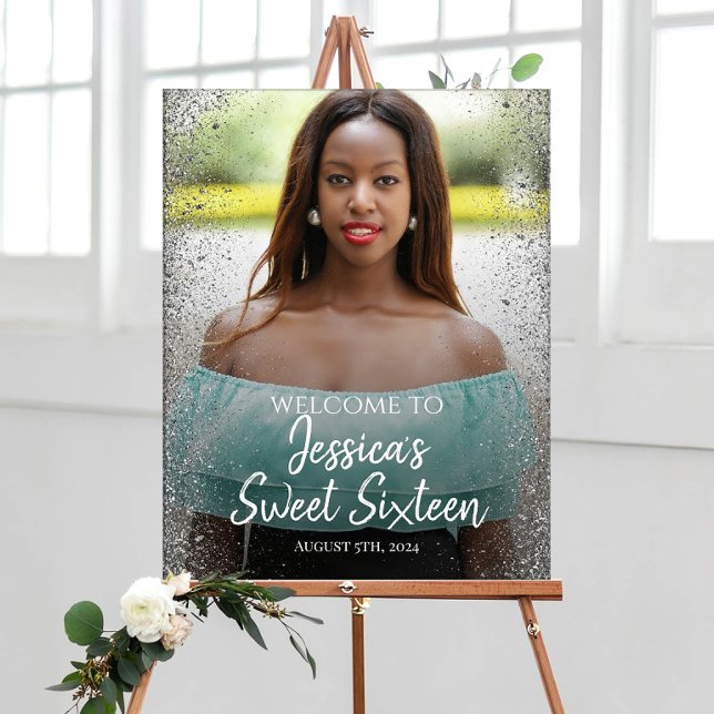 Sweet sixteen party welcome sign with photo (Creator Uploaded)