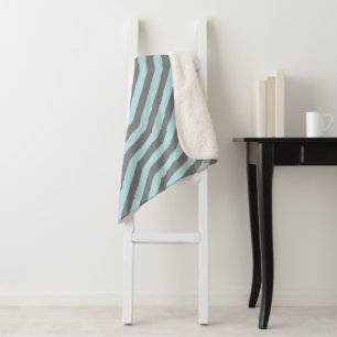 Symmetric diagonal stripes background 9 sherpa blanket