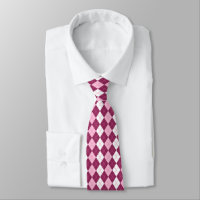 Symmetrical Pink and White Argyle Design