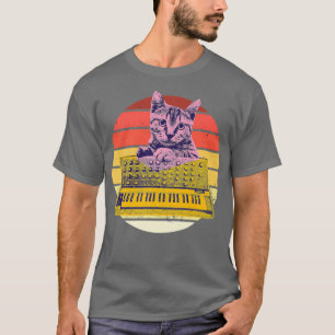 Synthesizer & Cat Vintage Analogue Synth Retro Stu T-Shirt