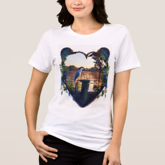 T-Shirt Women's Tri-blend Bird heart shape print Shirt