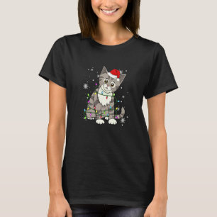 Tabby Cat Christmas Lights Christmas Cat Santa hat T-Shirt