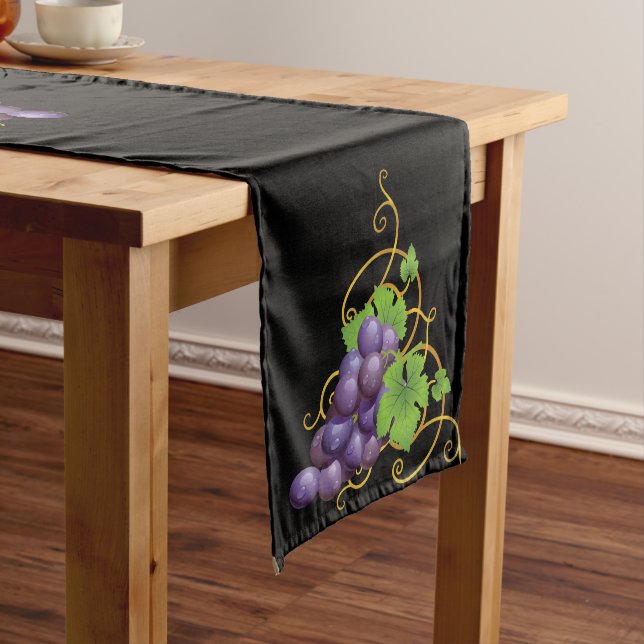 Table Runner Grapes (In Situ)