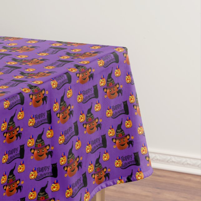 Tablecloth Halloween (In Situ)