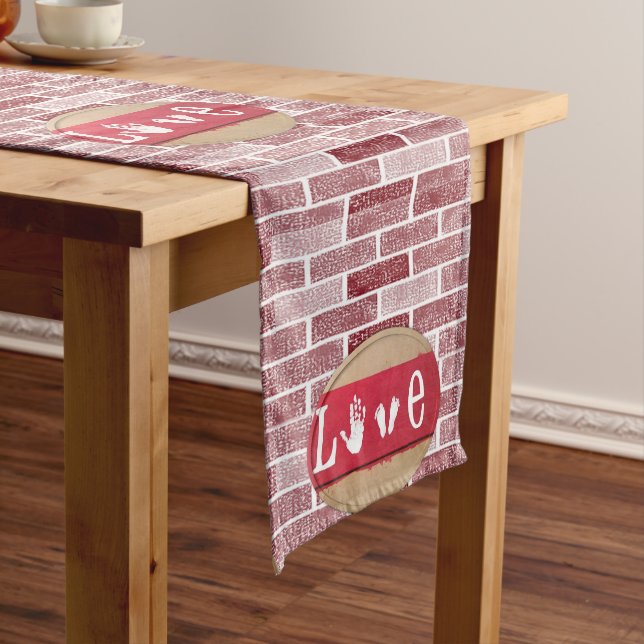 Tablecloth Runner Valentines (In Situ)