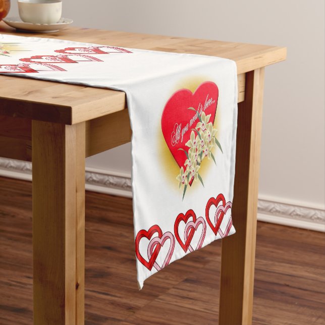 Tablecloth Runner Valentines Vintage (In Situ)