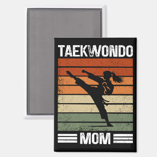 Taekwondo Mum Retro Martial Arts Mum Gift Magnet